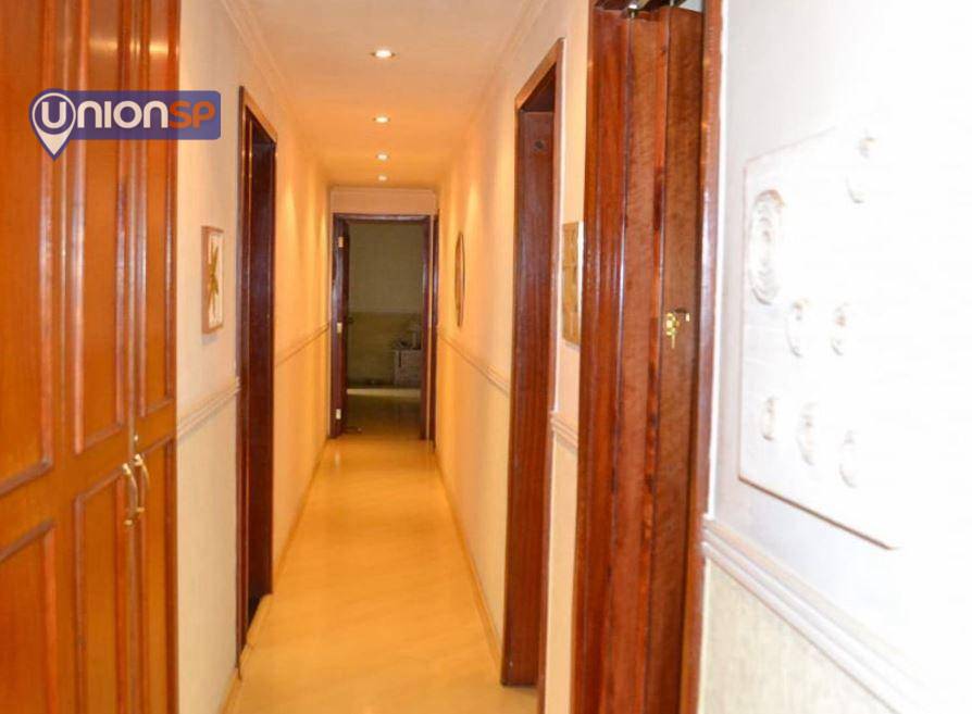 Apartamento à venda com 4 quartos, 204m² - Foto 4