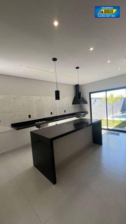 Casa de Condomínio à venda com 3 quartos, 140m² - Foto 4