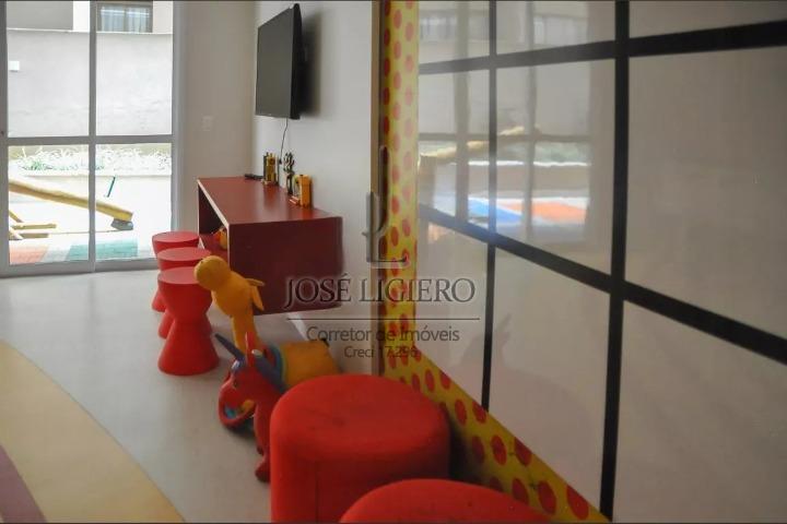 Apartamento à venda com 2 quartos, 71m² - Foto 11