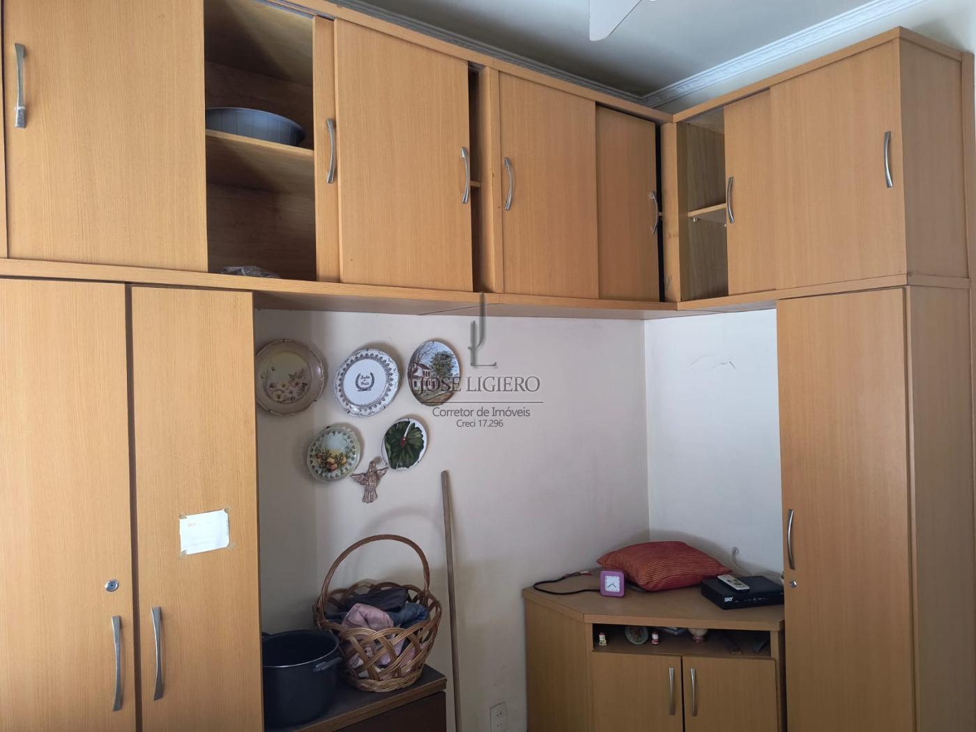 Apartamento à venda com 2 quartos, 75m² - Foto 22