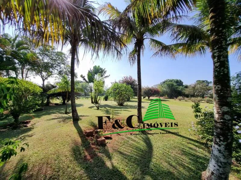 Chácara à venda com 8 quartos, 20000m² - Foto 6