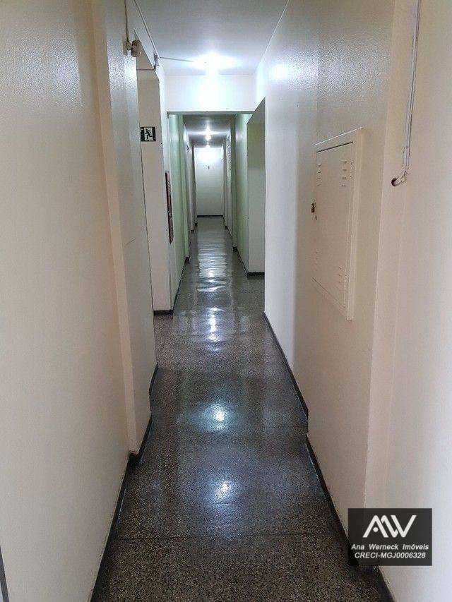 Apartamento à venda com 2 quartos, 58m² - Foto 4