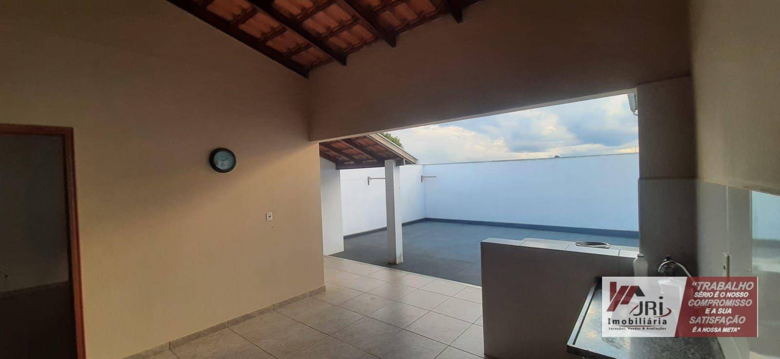 Chácara à venda com 2 quartos, 926M2 - Foto 10