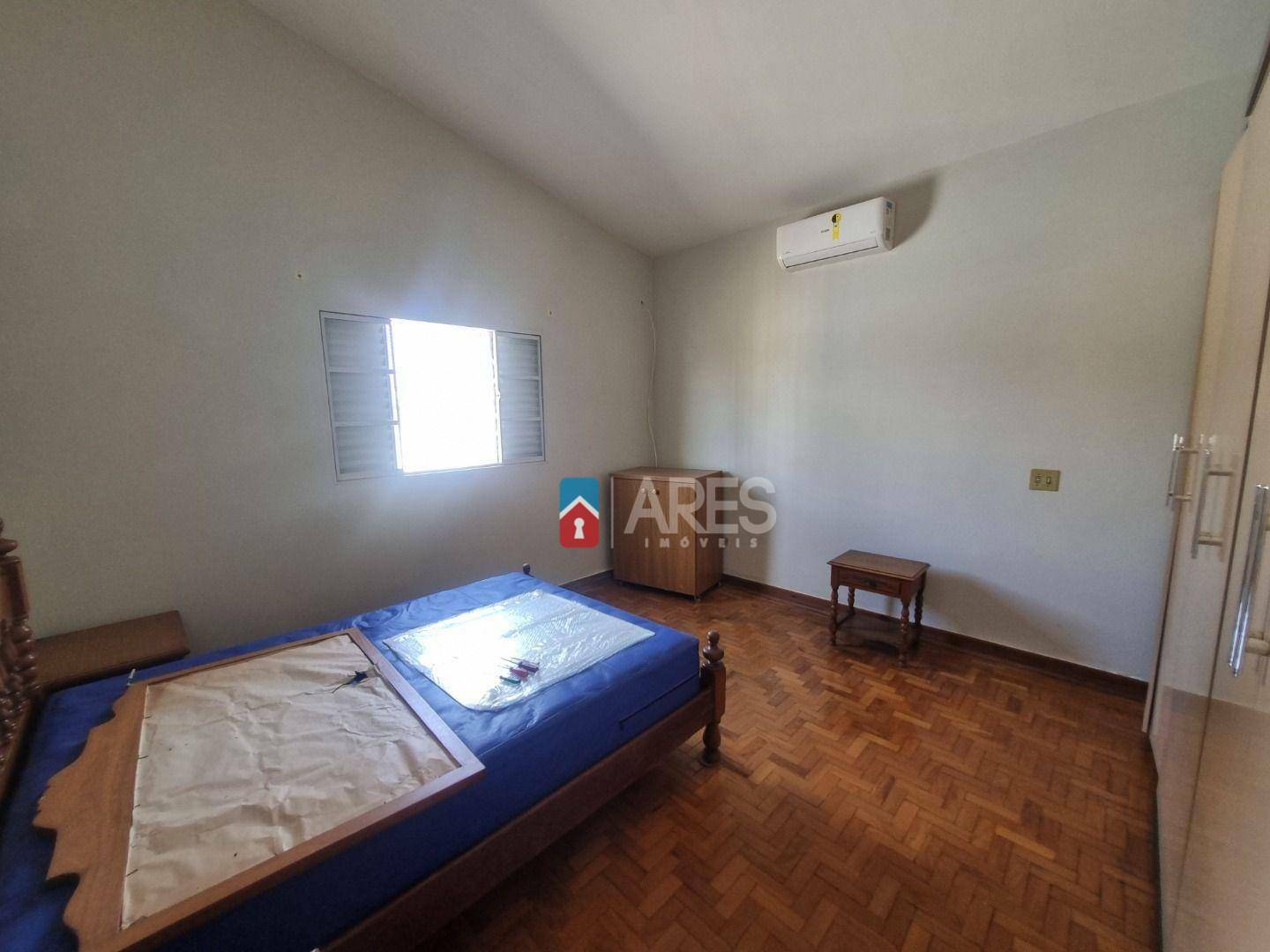 Casa à venda com 3 quartos, 164m² - Foto 5