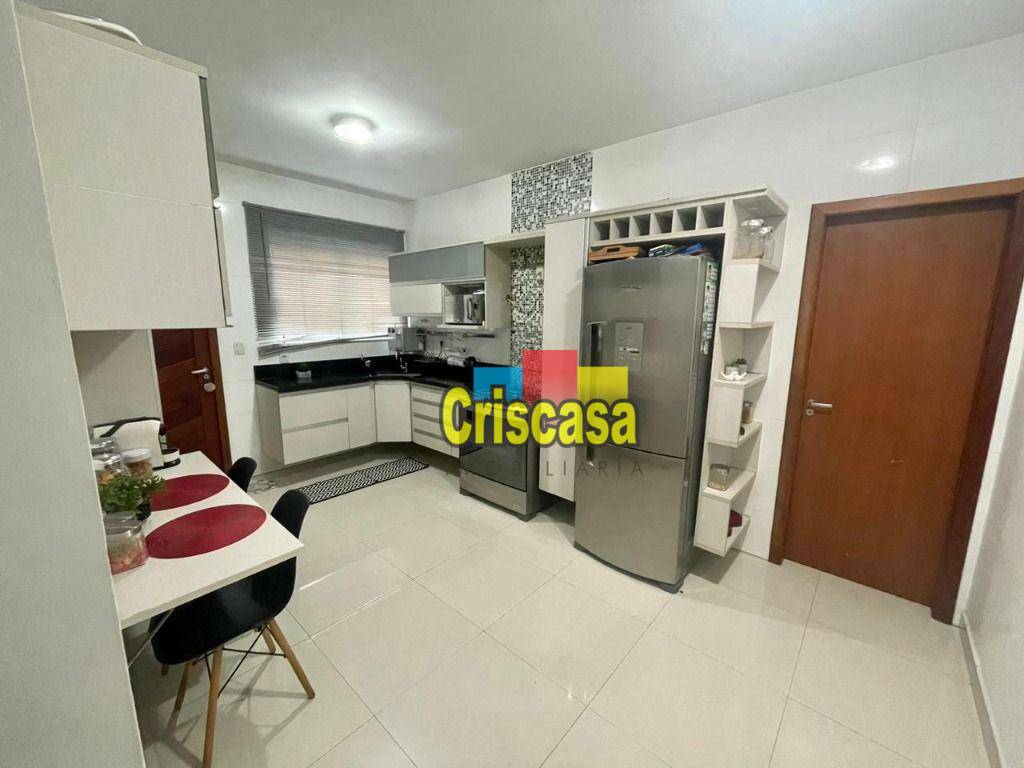 Casa à venda com 4 quartos, 102m² - Foto 8