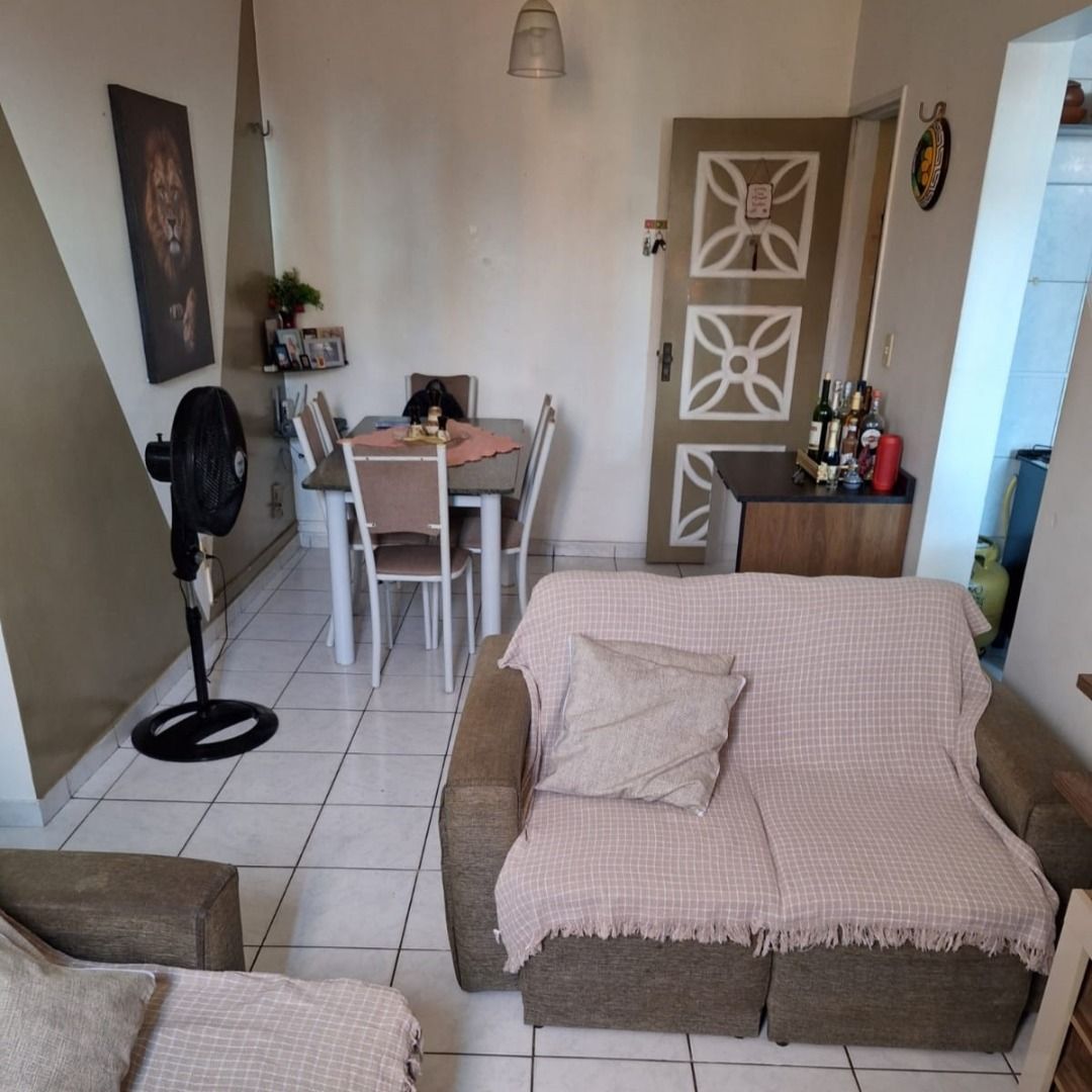 Apartamento à venda com 2 quartos, 45m² - Foto 3