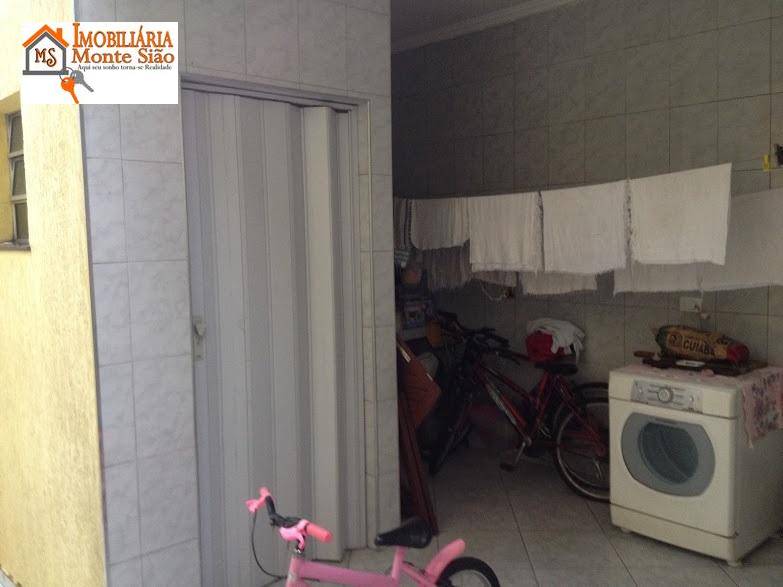 Sobrado à venda com 3 quartos, 180m² - Foto 26