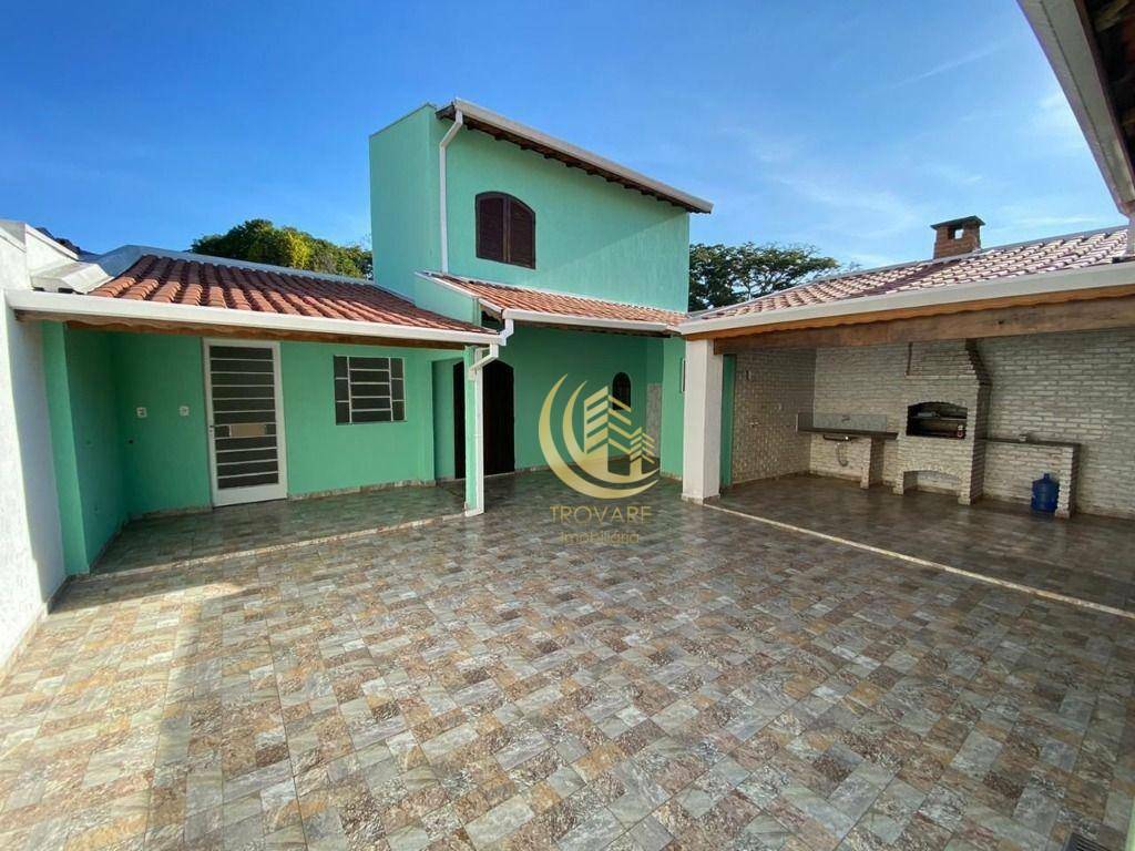 Casa à venda com 3 quartos, 270m² - Foto 1