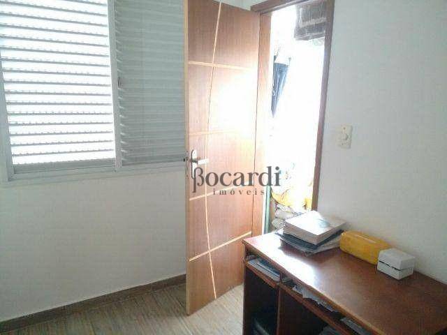 Apartamento à venda com 4 quartos, 146m² - Foto 14