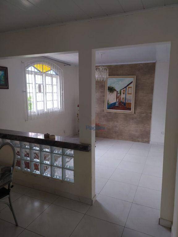 Casa para alugar com 4 quartos, 180m² - Foto 21