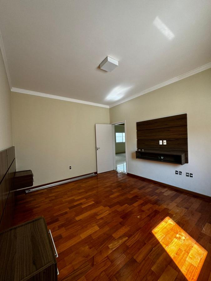 Casa de Condomínio à venda com 3 quartos, 330m² - Foto 14