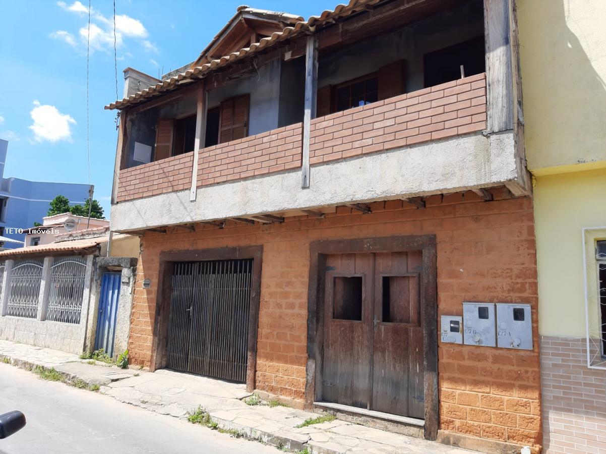 Casa à venda com 2 quartos, 220m² - Foto 2