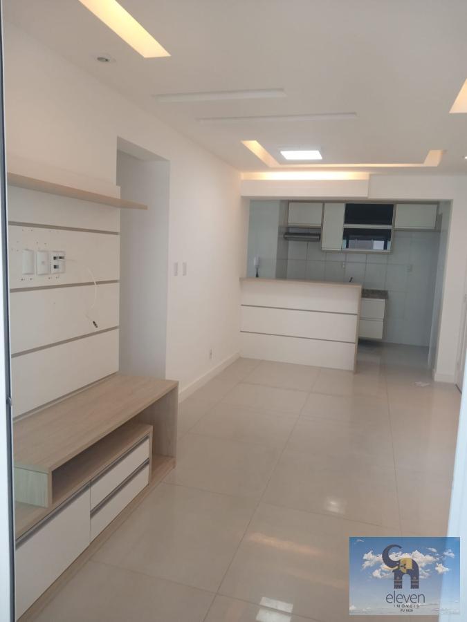 Apartamento para alugar com 3 quartos, 80m² - Foto 11