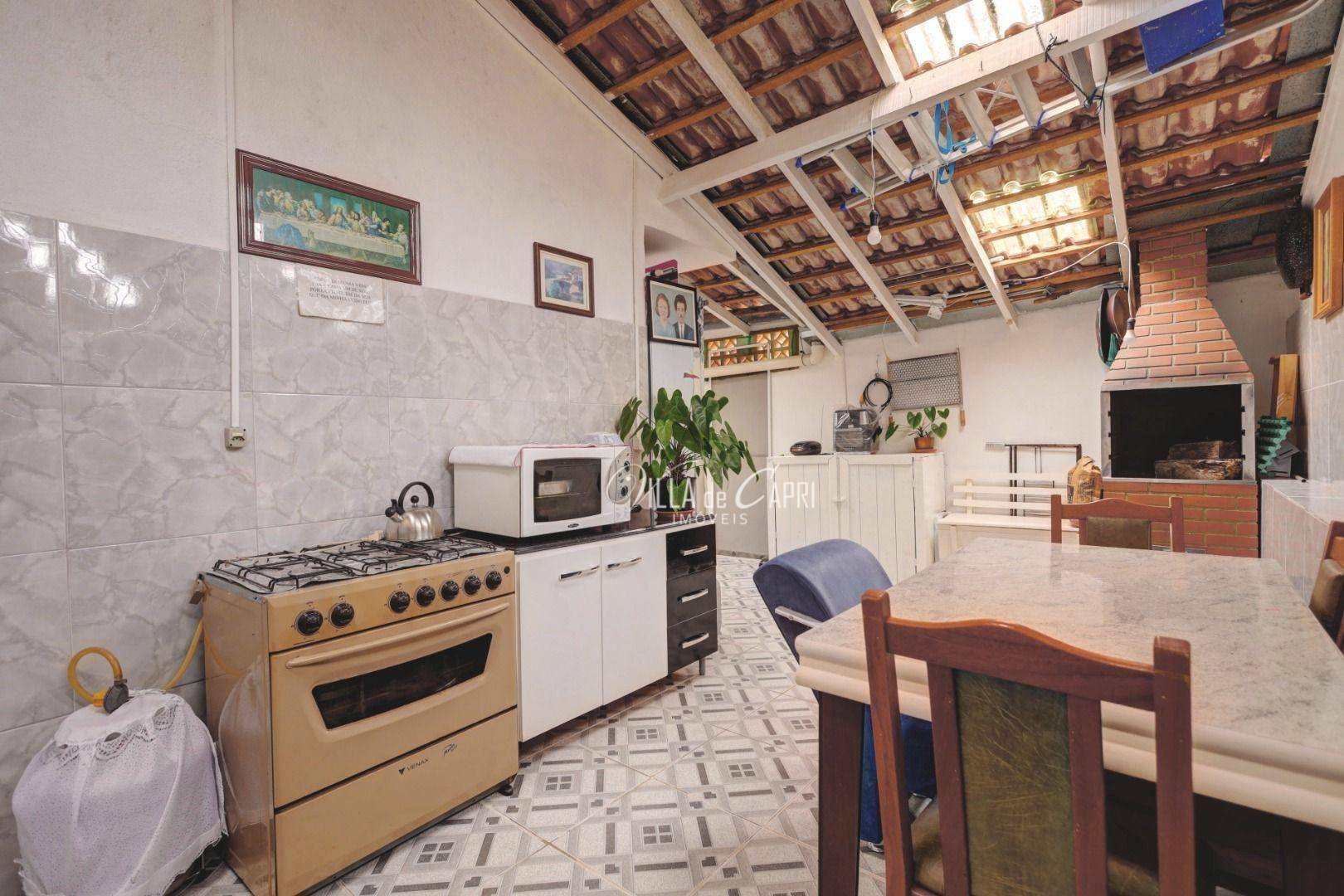 Casa à venda com 3 quartos, 62m² - Foto 14