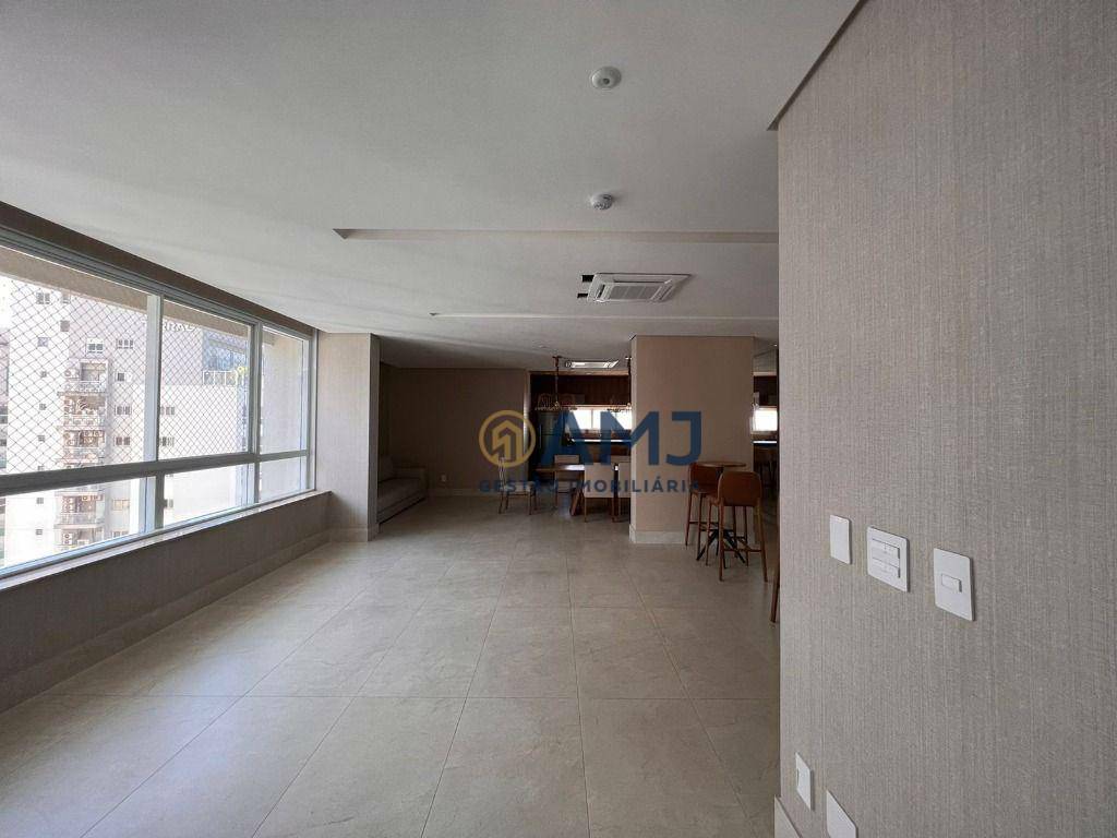 Apartamento à venda com 4 quartos, 256m² - Foto 31