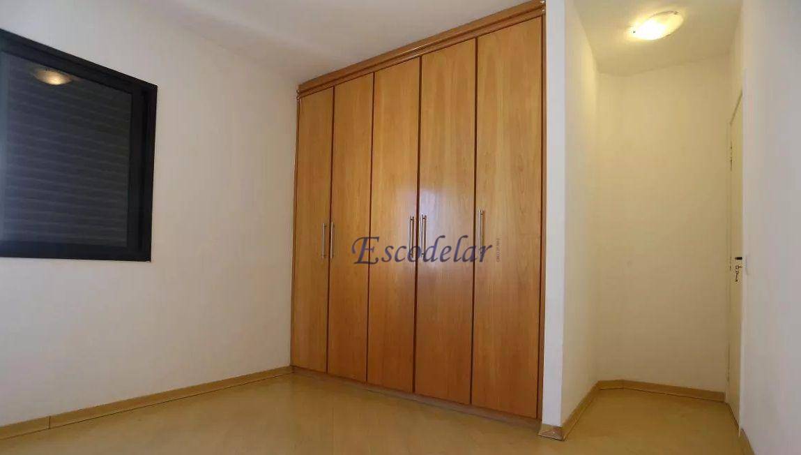 Apartamento para alugar com 2 quartos, 70m² - Foto 9