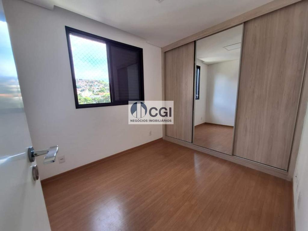 Apartamento à venda com 2 quartos, 85m² - Foto 20