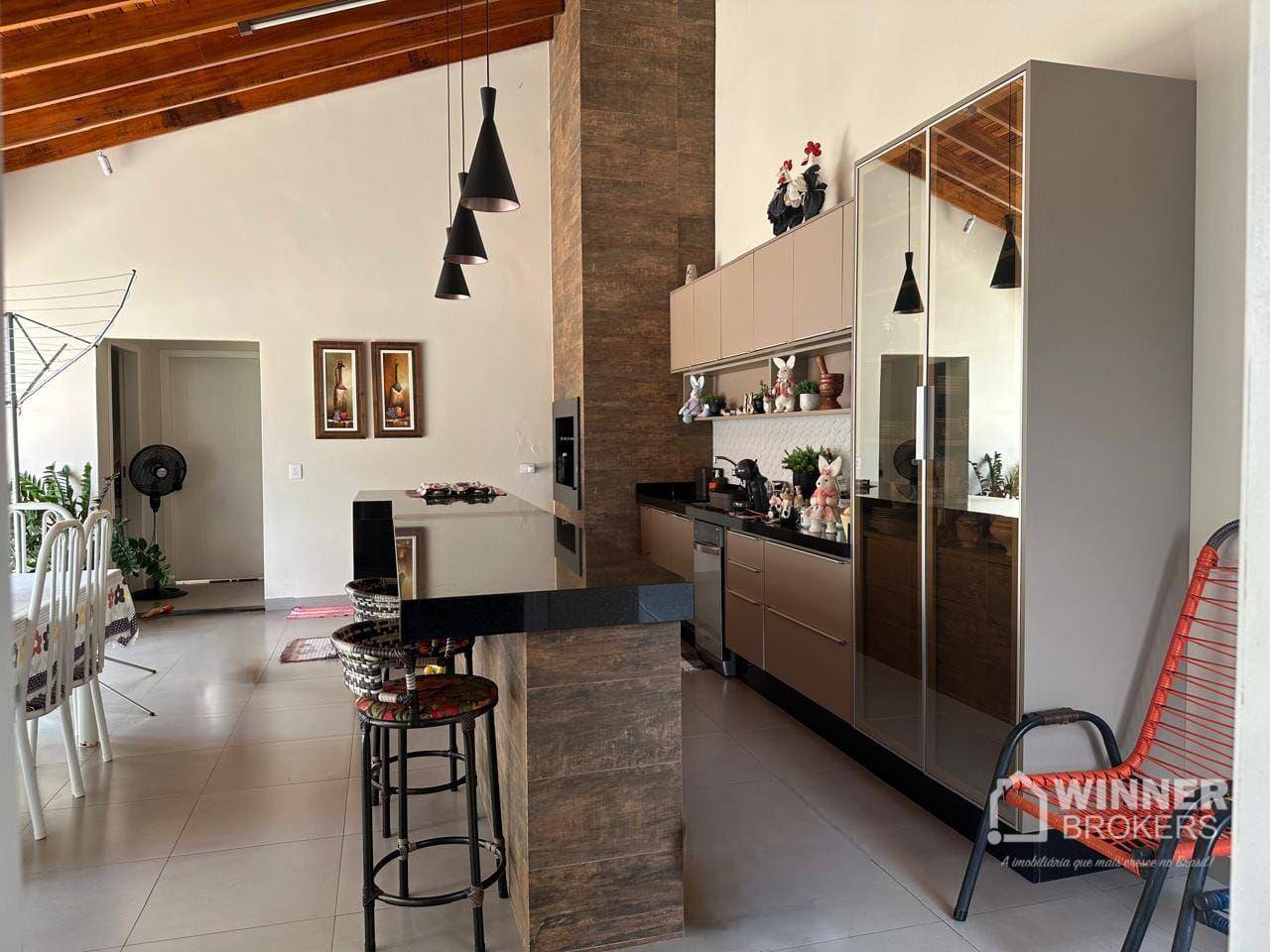 Casa à venda com 3 quartos, 239m² - Foto 39