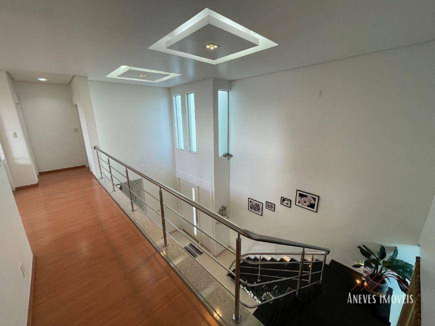 Casa de Condomínio à venda com 4 quartos, 457m² - Foto 8