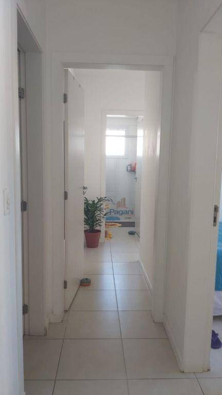 Apartamento à venda com 2 quartos, 64m² - Foto 14