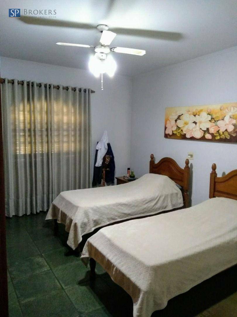 Chácara à venda com 4 quartos, 368m² - Foto 26