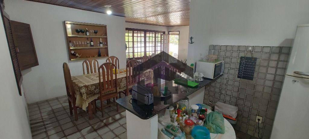Casa para alugar com 4 quartos, 263m² - Foto 12