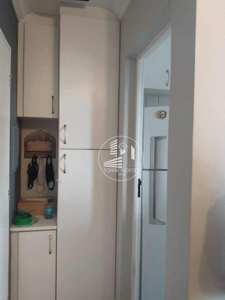 Apartamento à venda com 2 quartos, 50m² - Foto 3