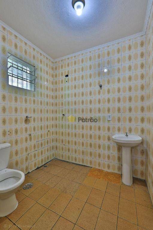 Chácara à venda e aluguel com 6 quartos, 330m² - Foto 28