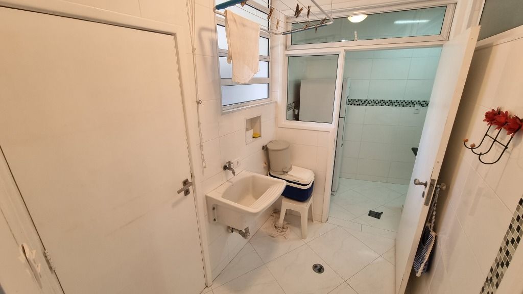 Apartamento à venda com 2 quartos, 75m² - Foto 23