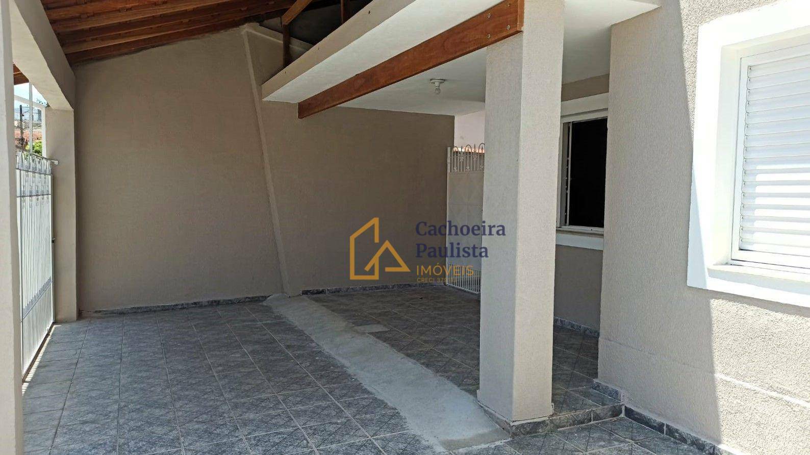 Casa à venda com 3 quartos, 150m² - Foto 2