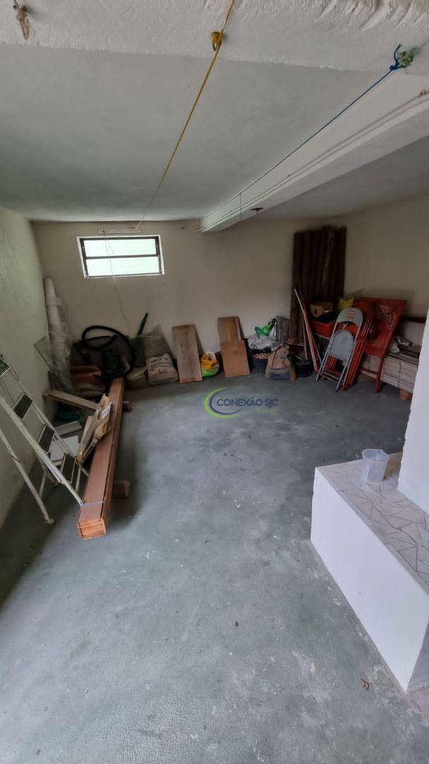 Sobrado à venda e aluguel com 3 quartos, 236m² - Foto 29