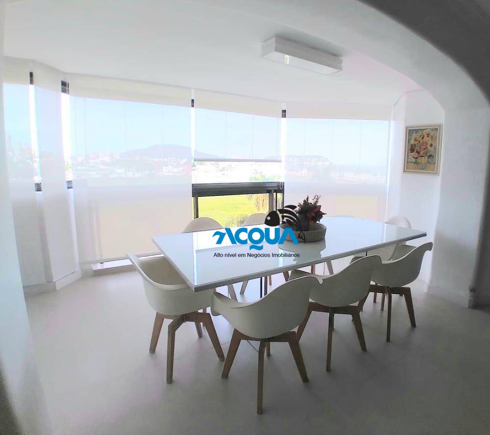 Apartamento à venda com 3 quartos, 160m² - Foto 2