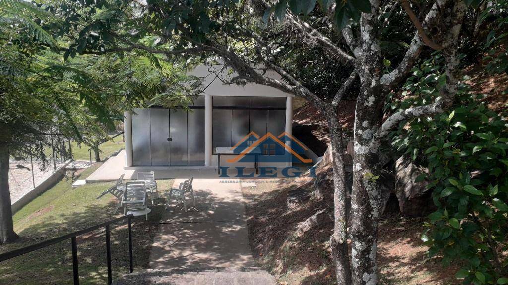 Casa de Condomínio à venda com 4 quartos, 300m² - Foto 21