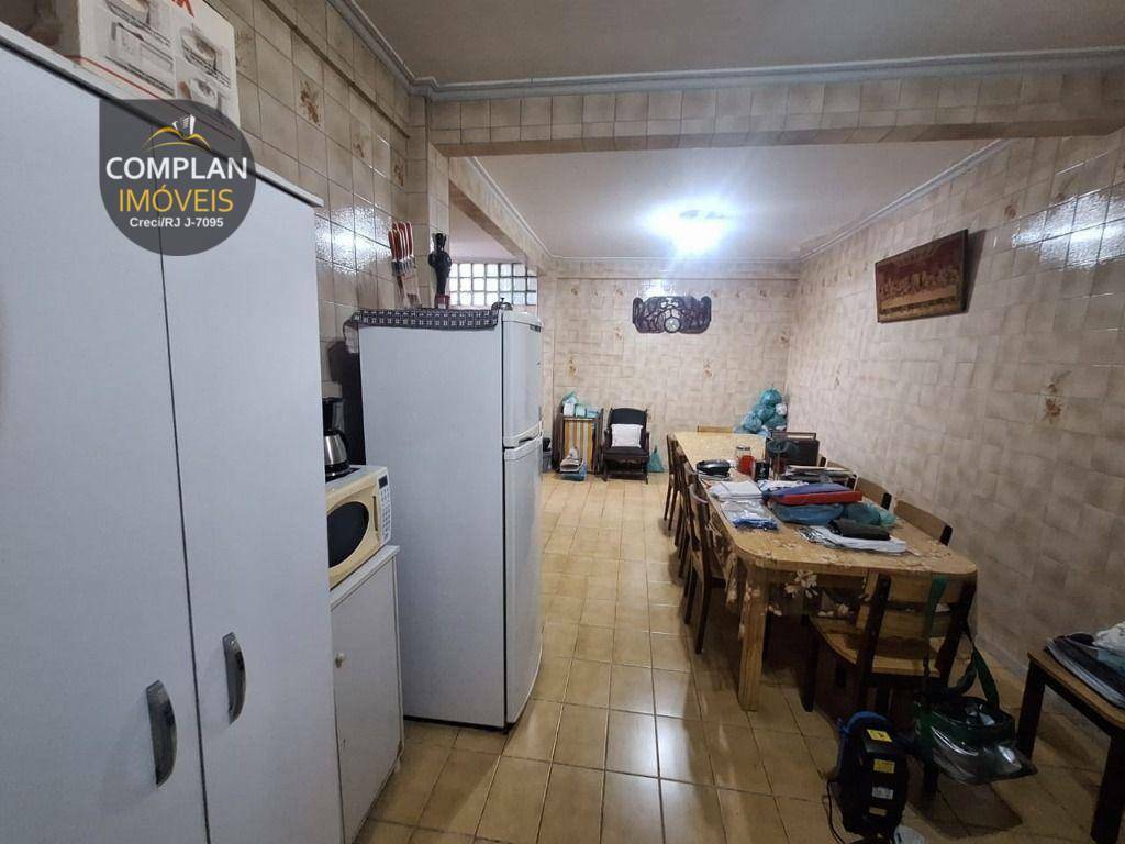 Casa de Condomínio à venda com 4 quartos, 100m² - Foto 21