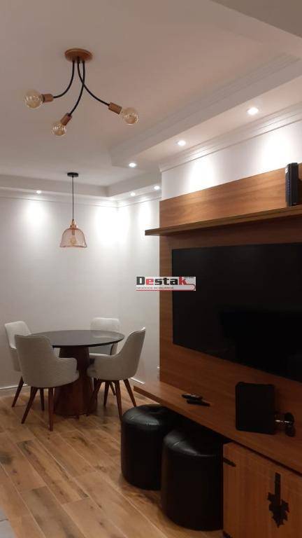 Apartamento à venda com 2 quartos, 58m² - Foto 11