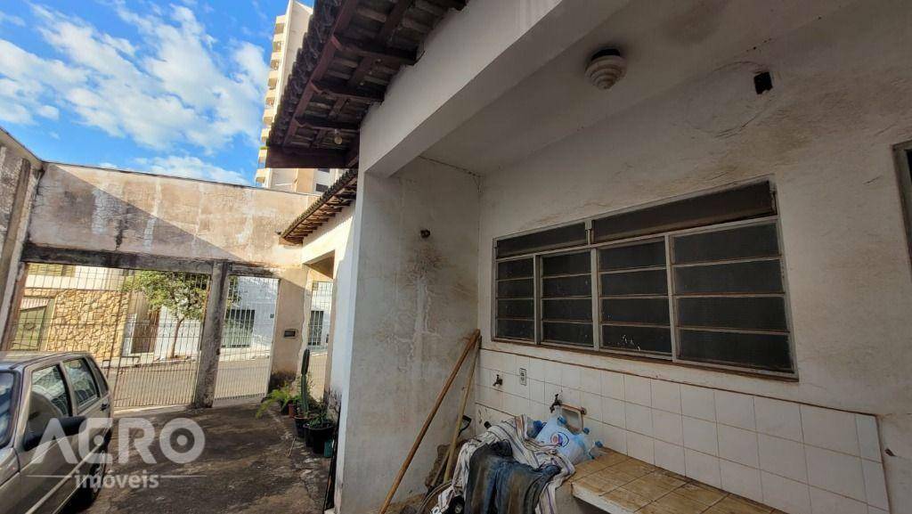 Casa à venda com 3 quartos, 180m² - Foto 6