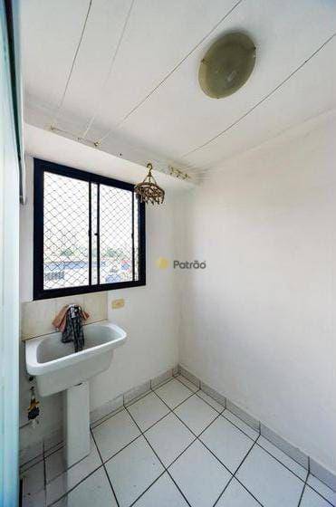 Apartamento à venda com 3 quartos, 107m² - Foto 3