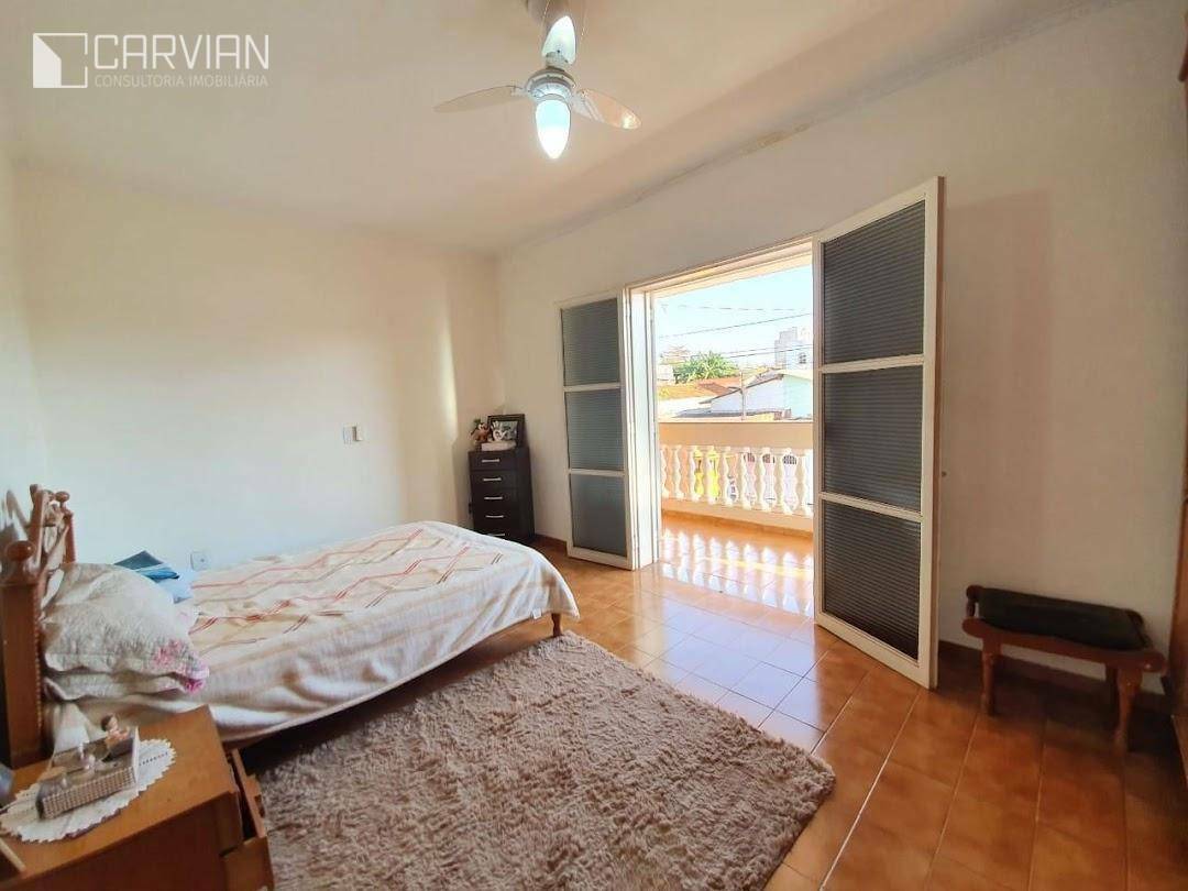 Casa à venda com 4 quartos, 290m² - Foto 19