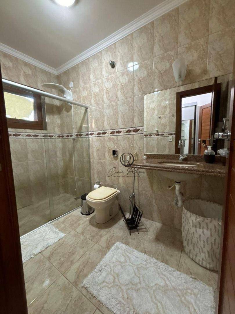 Casa de Condomínio à venda com 3 quartos, 250m² - Foto 12