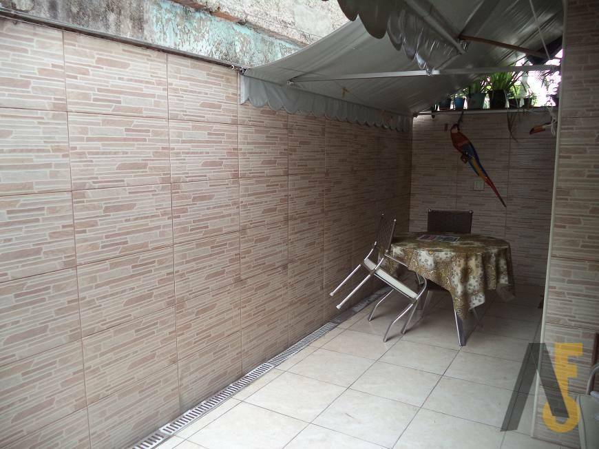 Casa à venda com 4 quartos, 113m² - Foto 13