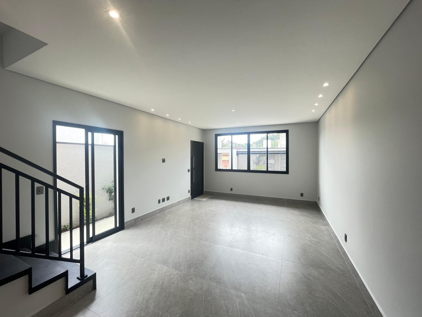 Casa à venda com 3 quartos, 130m² - Foto 18