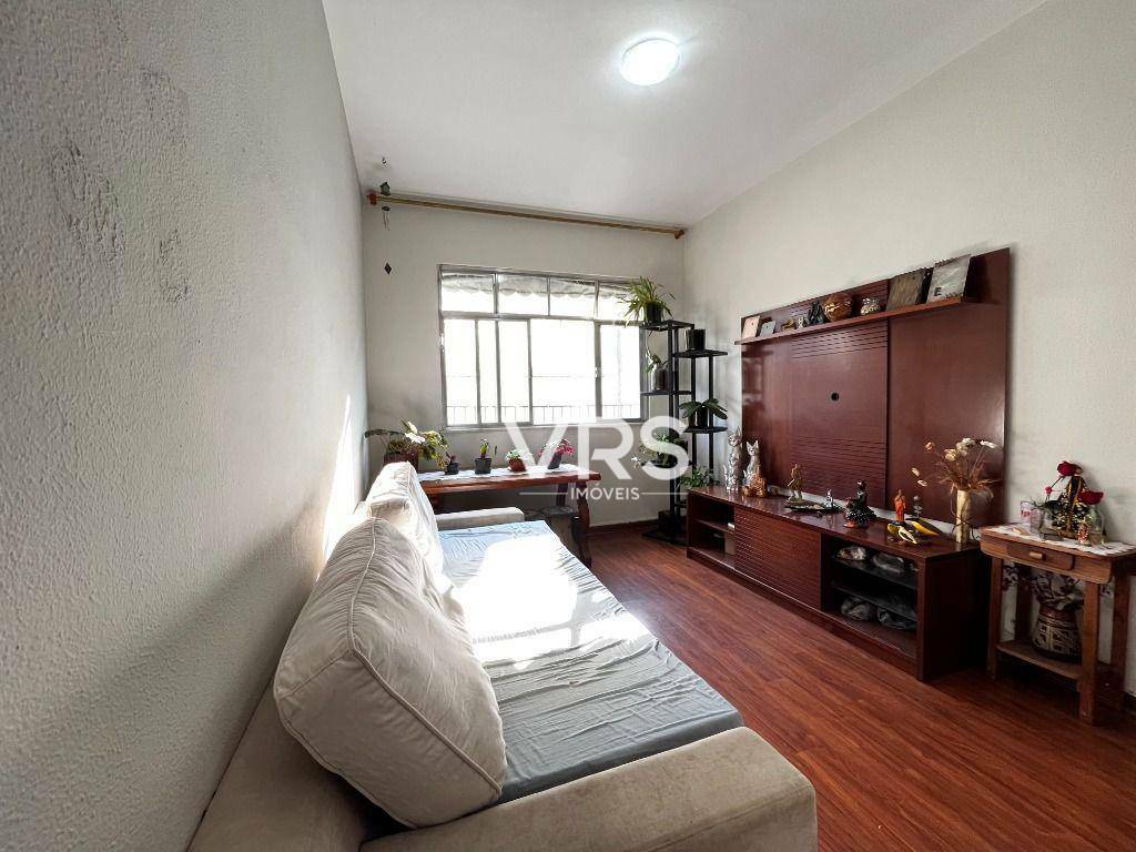 Apartamento à venda com 2 quartos, 55m² - Foto 2