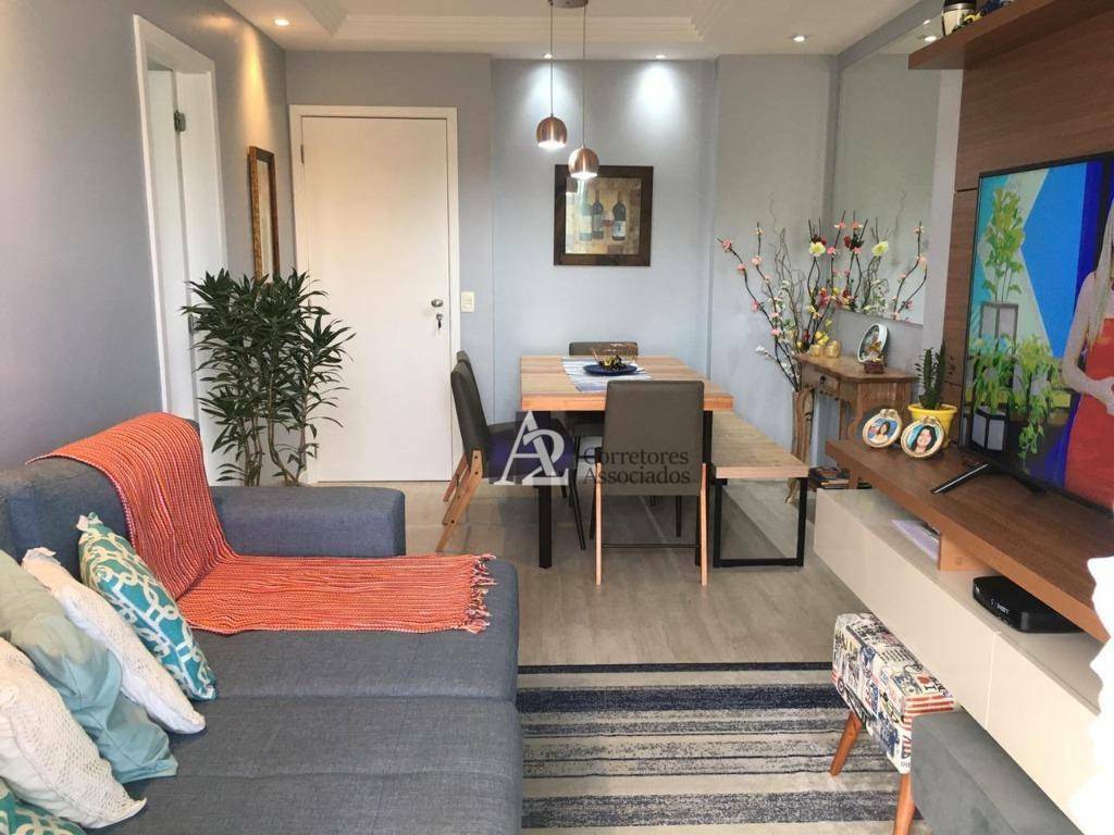 Apartamento à venda com 2 quartos, 72m² - Foto 7