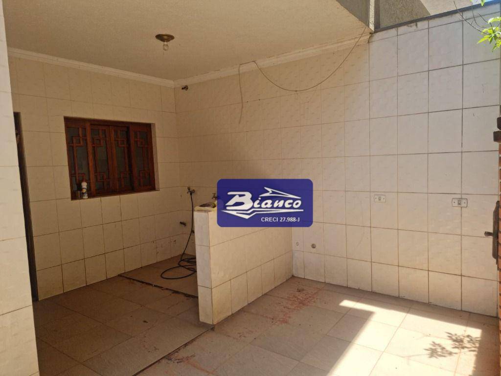 Sobrado à venda com 3 quartos, 185m² - Foto 28