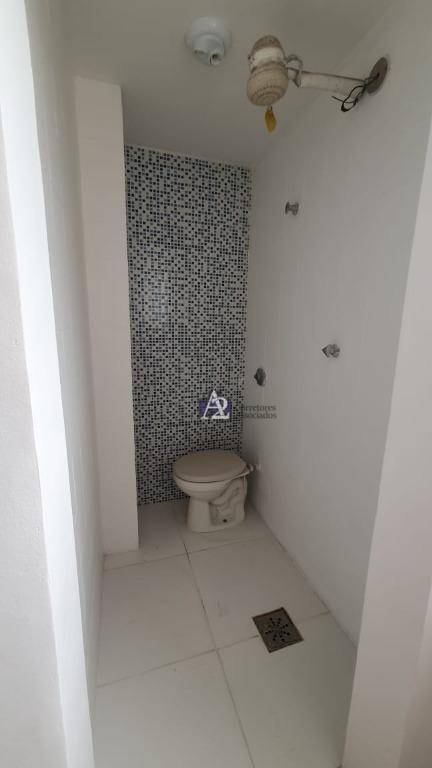 Apartamento à venda com 2 quartos, 79m² - Foto 13