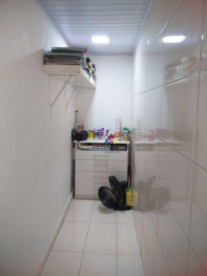 Casa à venda com 2 quartos, 65M2 - Foto 5