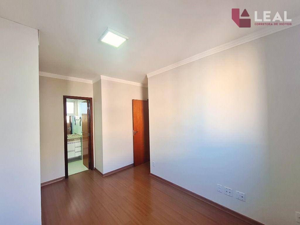 Apartamento para alugar com 2 quartos, 60m² - Foto 16