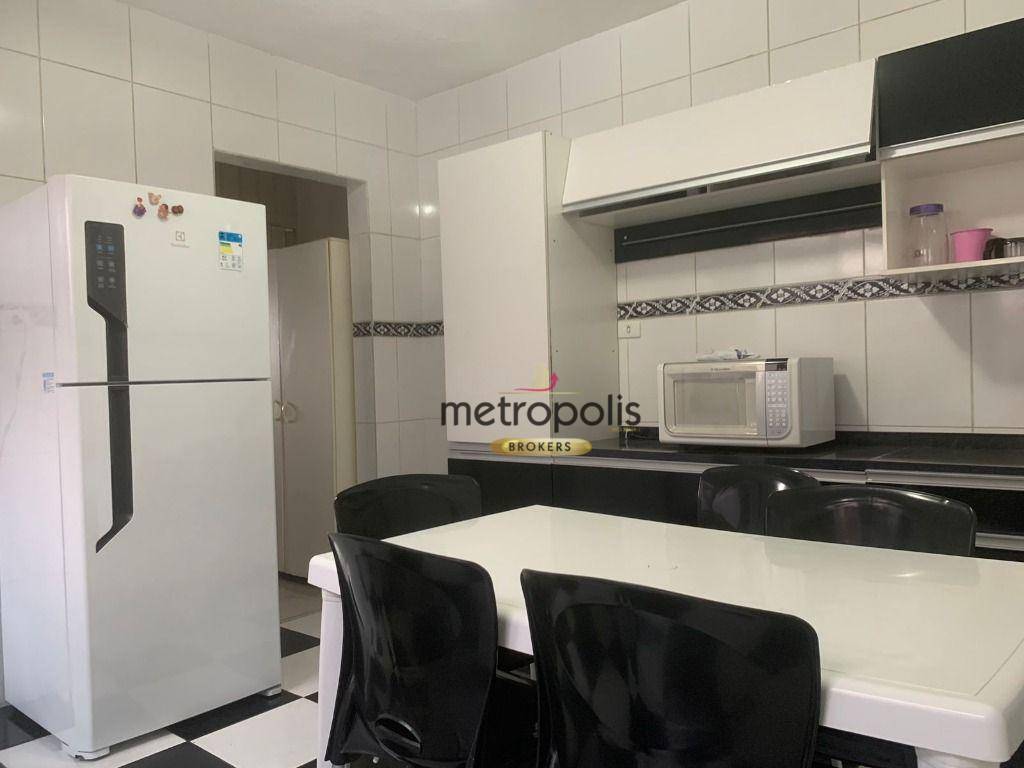 Casa à venda com 2 quartos, 130m² - Foto 13