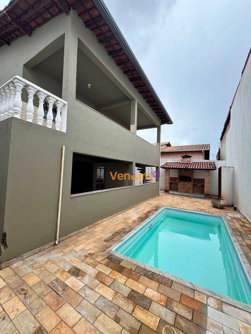 Casa à venda e aluguel com 3 quartos, 215m² - Foto 21