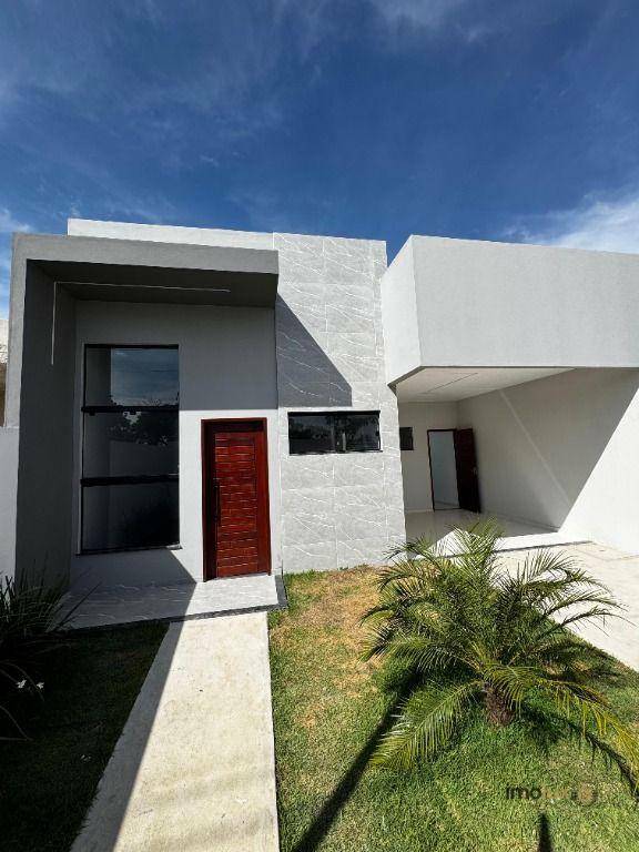 Casa à venda com 2 quartos, 73m² - Foto 2